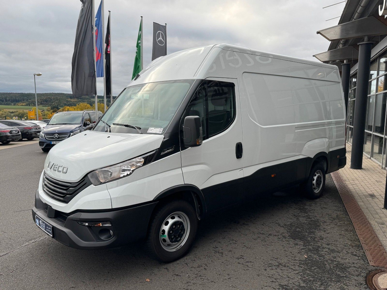 Iveco Daily 35S16 A8 *R3.520mm*Automatik*AHK*ACC* - فان: صور 4 Iveco Daily 35S16 A8 *R3.520mm*Automatik*AHK*ACC* - فان: صور 4