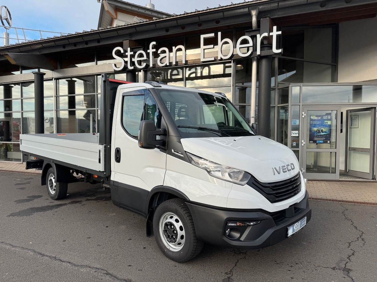 Iveco Daily 35S16 *R.3750mm*Automatik*AHK*Kamera* - الشاحنات الصغيرة المسطحة: صور 1 Iveco Daily 35S16 *R.3750mm*Automatik*AHK*Kamera* - الشاحنات الصغيرة المسطحة: صور 1