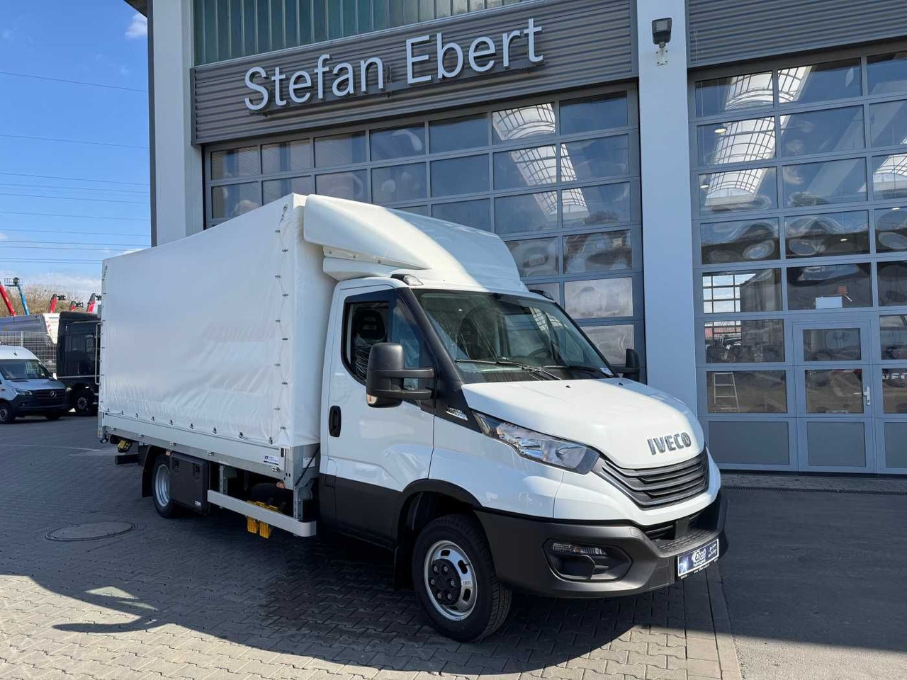 Iveco Daily 50C16 HA8 Pritsche+Plane *LBW* 3x - الشاحنات الصغيرة ستائر: صور 1 Iveco Daily 50C16 HA8 Pritsche+Plane *LBW* 3x - الشاحنات الصغيرة ستائر: صور 1