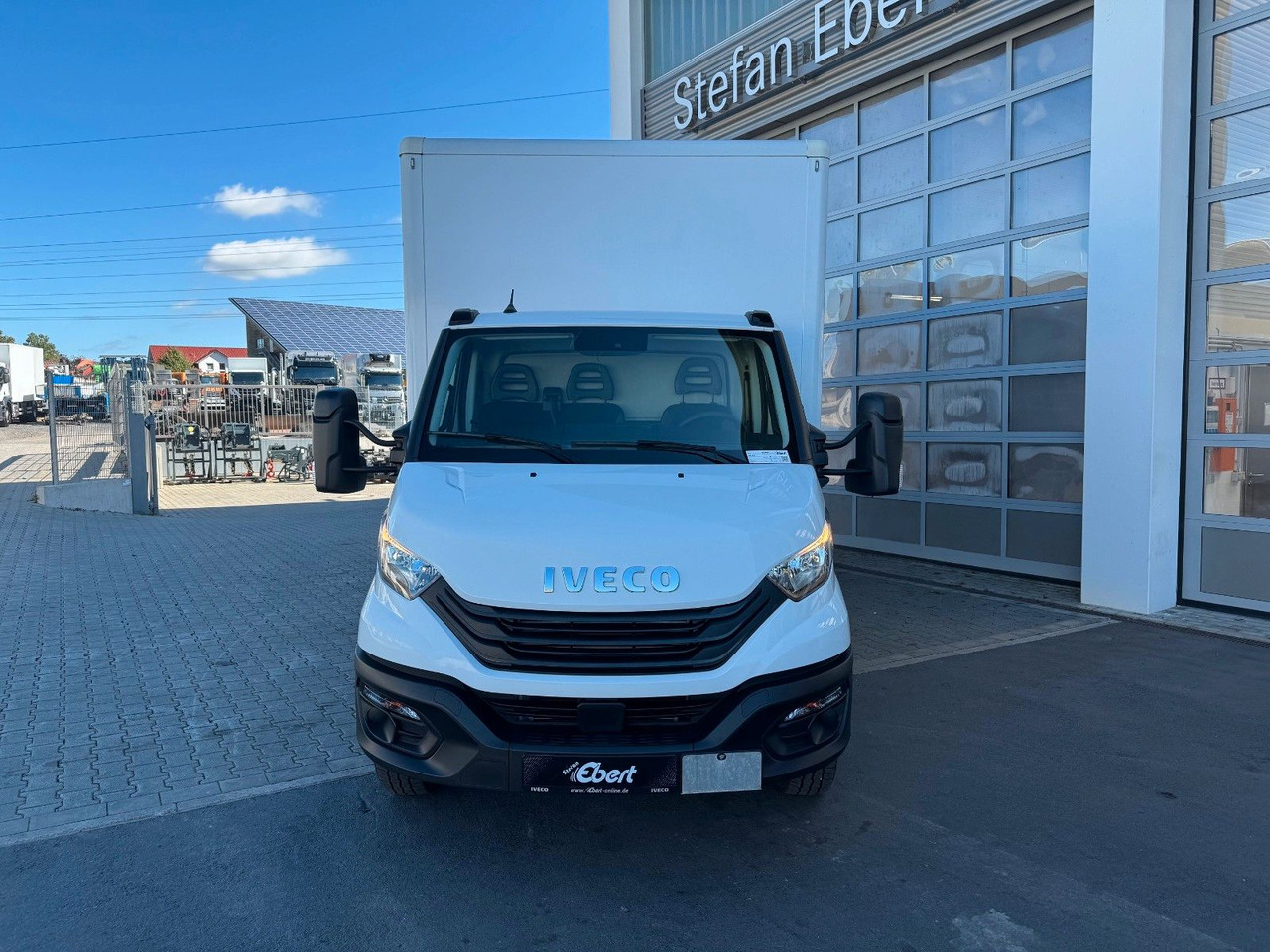 Iveco Daily 70C18 A8 *Koffer*LBW*Automatik* - الشاحنات الصغيرة صندوق مغلق: صور 2 Iveco Daily 70C18 A8 *Koffer*LBW*Automatik* - الشاحنات الصغيرة صندوق مغلق: صور 2