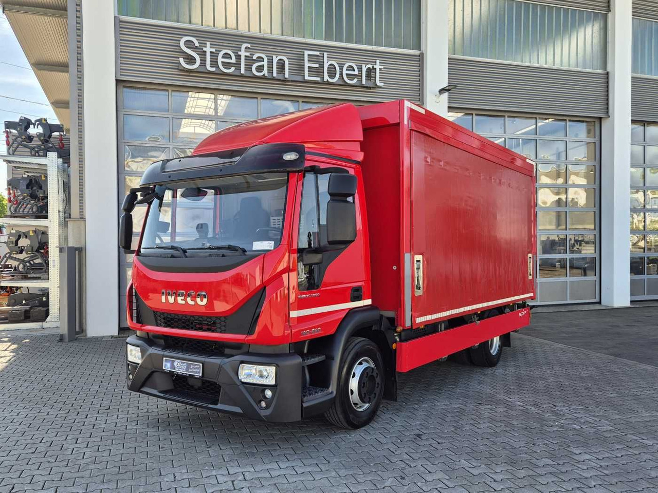 Iveco Eurocargo ML140E25/P Schiebeplanen LBW 1.500kg - نقل الشراب شاحنة: صور 2 Iveco Eurocargo ML140E25/P Schiebeplanen LBW 1.500kg - نقل الشراب شاحنة: صور 2