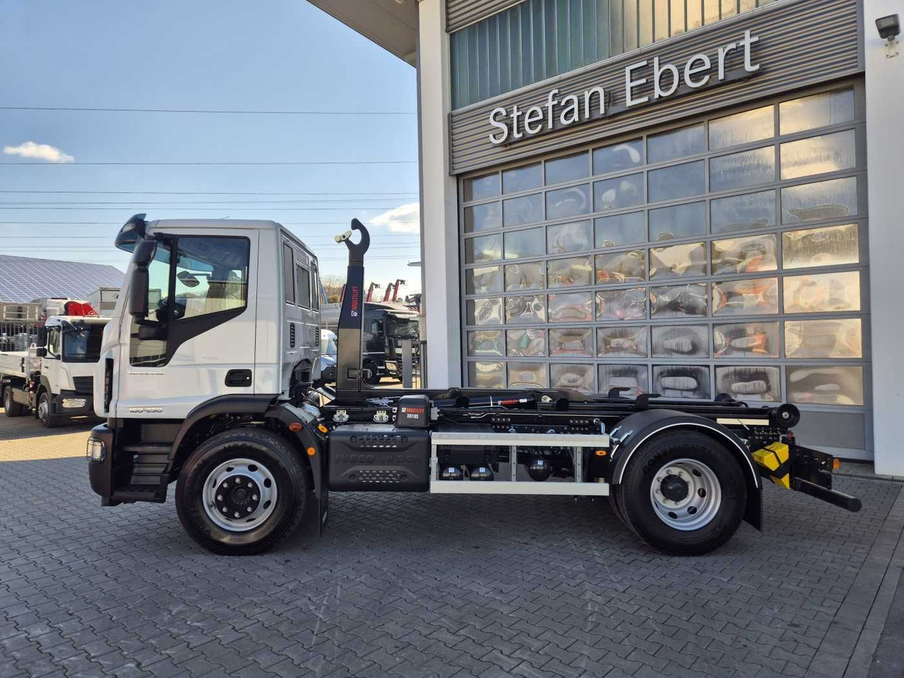 Iveco Eurocargo ML160E25/P HIAB Multilift XR10S4150 - شاحنة ذات الخطاف: صور 5 Iveco Eurocargo ML160E25/P HIAB Multilift XR10S4150 - شاحنة ذات الخطاف: صور 5