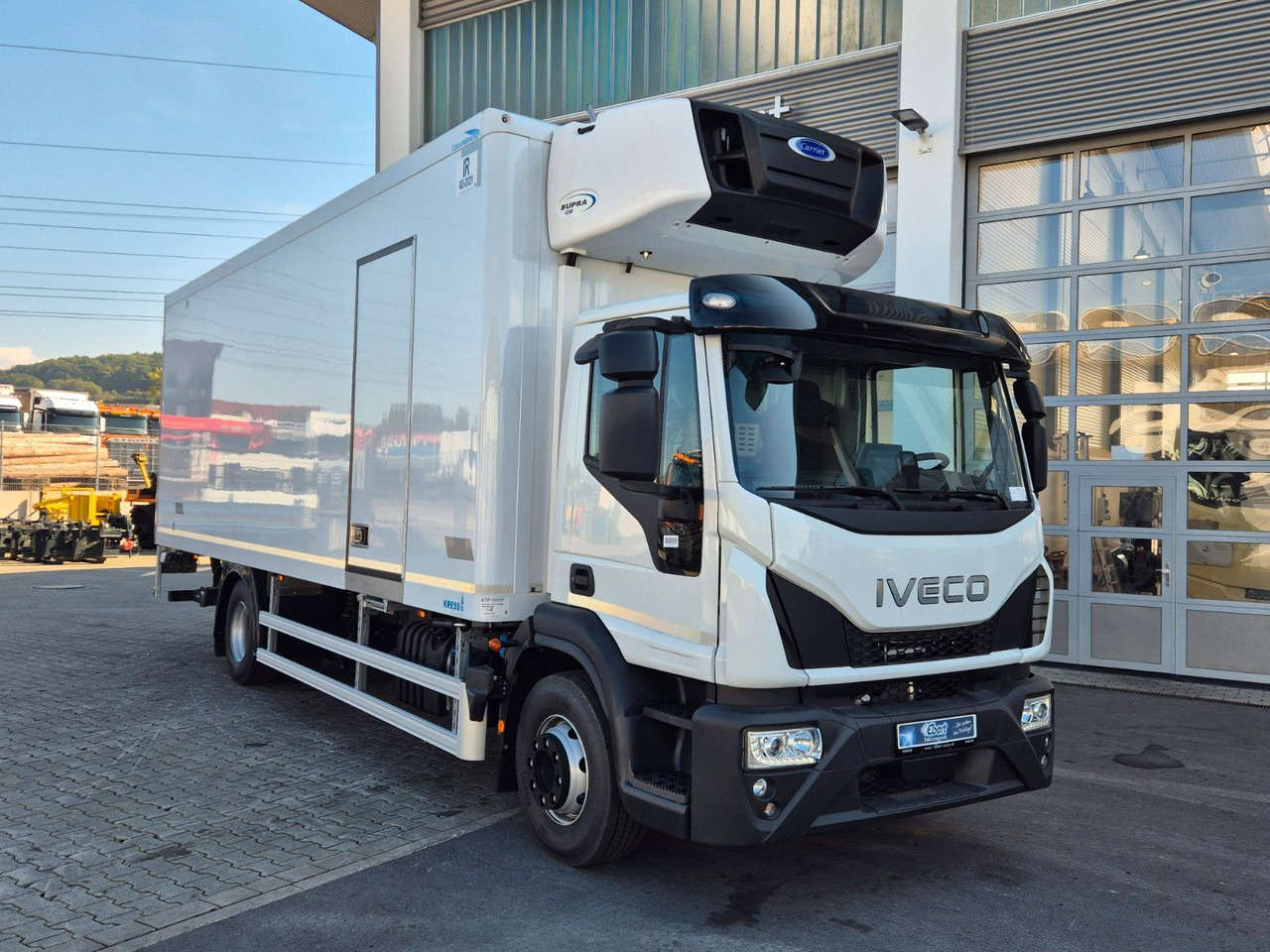 Iveco Eurocargo ML160E28/P Carrier Supra 1250 LBW Tür - مبردة شاحنة: صور 2 Iveco Eurocargo ML160E28/P Carrier Supra 1250 LBW Tür - مبردة شاحنة: صور 2