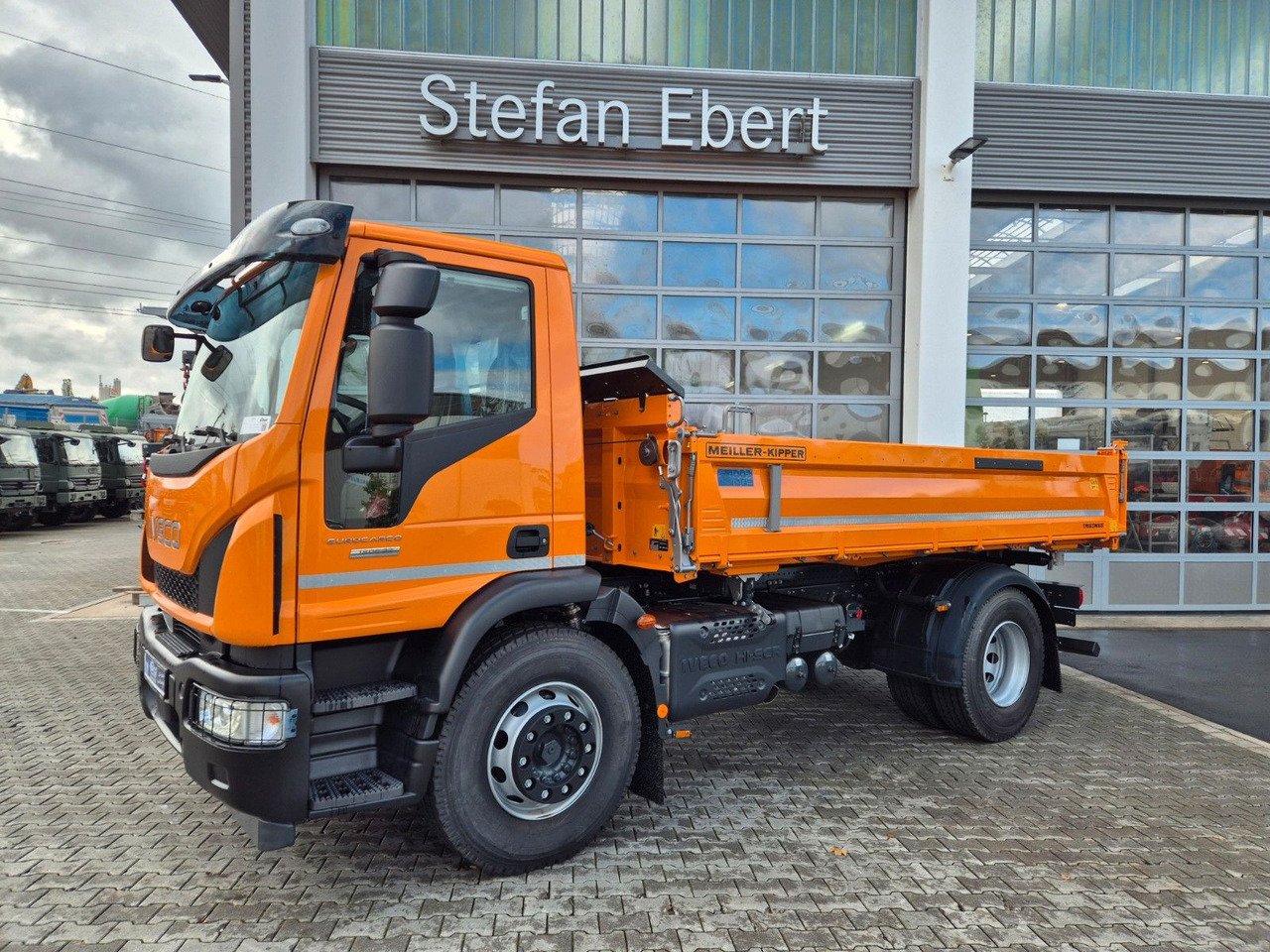 Iveco Eurocargo ML180E32K 4x2 Meiller AHK - قلابات: صور 4 Iveco Eurocargo ML180E32K 4x2 Meiller AHK - قلابات: صور 4