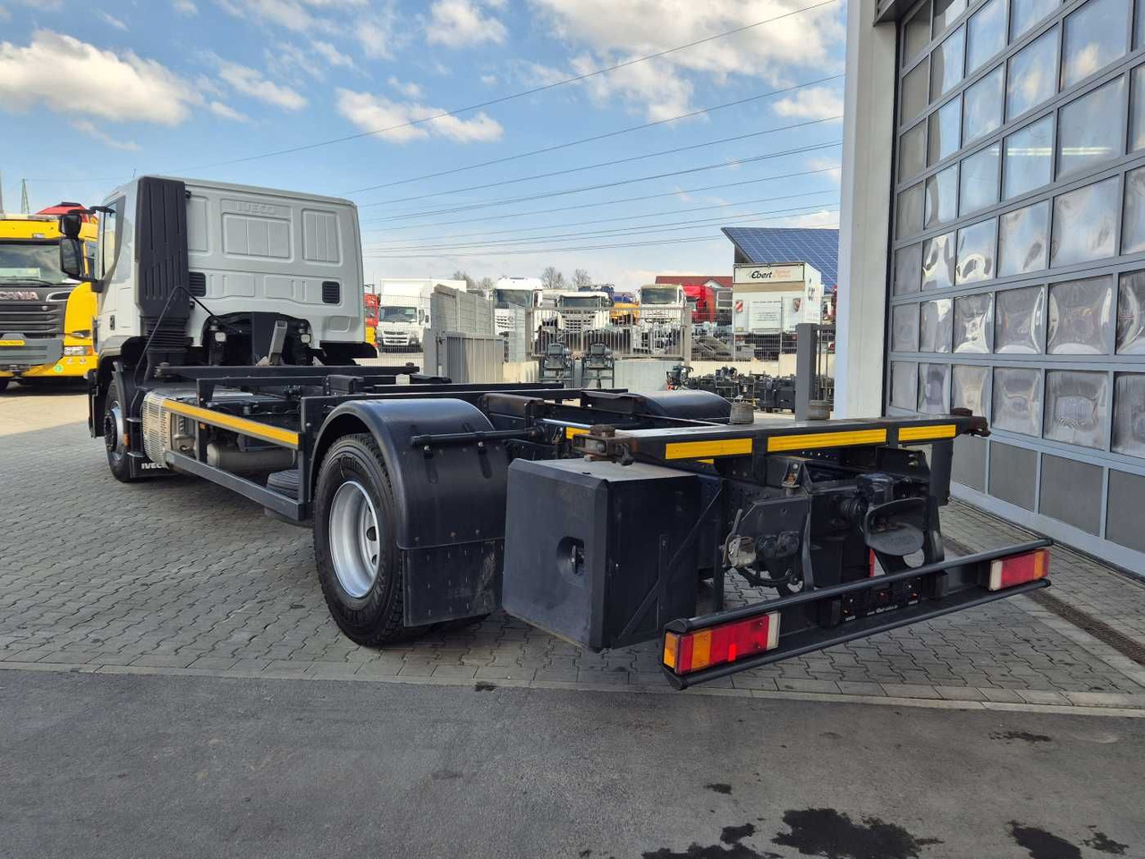 Iveco Stralis AT190S31/P BDF Klima Standh. AHK Bett إيجار Iveco Stralis AT190S31/P BDF Klima Standh. AHK Bett: صور 7