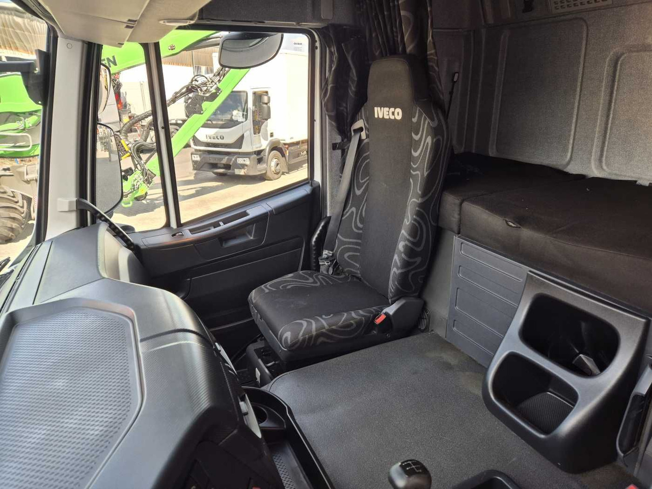 Iveco Stralis AT190S31/P BDF Klima Standh. AHK Bett إيجار Iveco Stralis AT190S31/P BDF Klima Standh. AHK Bett: صور 12