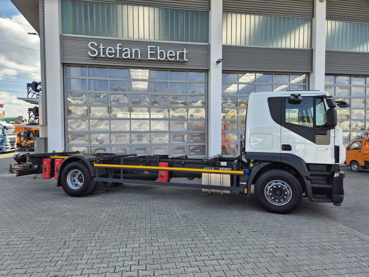 Iveco Stralis AT190S31/P BDF Klima Standh. AHK Bett إيجار Iveco Stralis AT190S31/P BDF Klima Standh. AHK Bett: صور 6