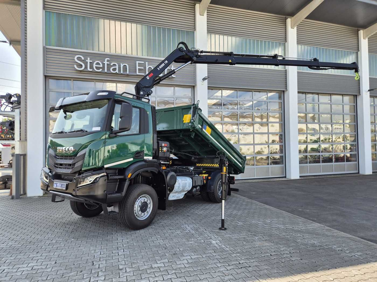 Iveco T-Way AD190T36W/P 4x4 HIAB X-HIDUO 118E-3 Funk - قلابات, شاحنة كرين: صور 1 Iveco T-Way AD190T36W/P 4x4 HIAB X-HIDUO 118E-3 Funk - قلابات, شاحنة كرين: صور 1