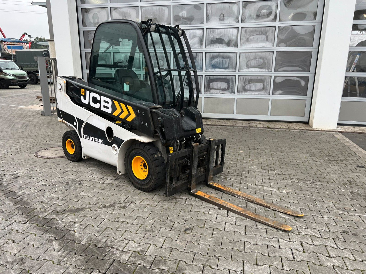 رافعة تلسكوبية JCB TLT 30D 2WD / nur 1.948h!: صور 10