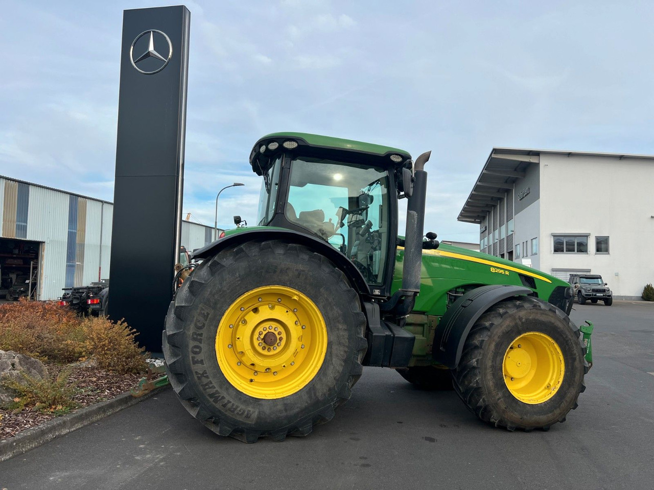 John Deere 8295 R / kein AdBlue / Rückfahreinrichtung - جرار: صور 4 John Deere 8295 R / kein AdBlue / Rückfahreinrichtung - جرار: صور 4