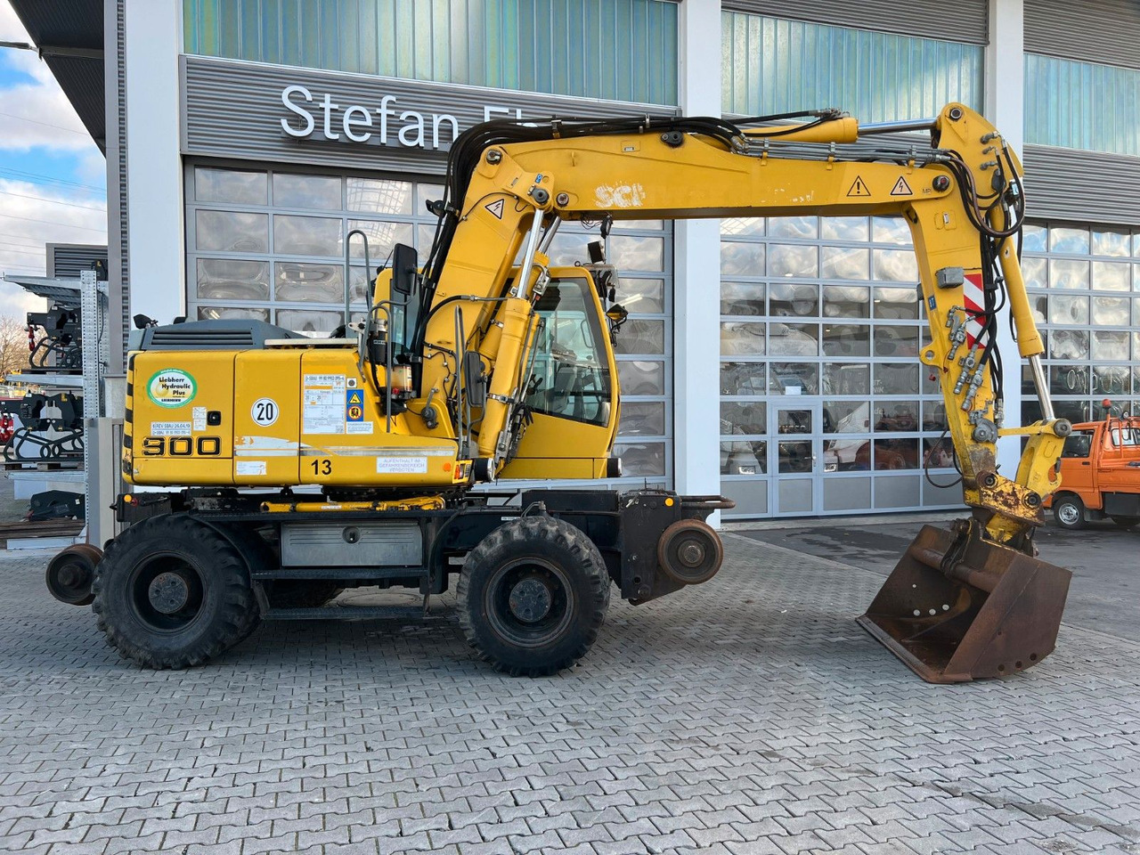 Liebherr A 900 C ZW Litronic / 19.393 h / 2011 - حفارة على عجلات: صور 1 Liebherr A 900 C ZW Litronic / 19.393 h / 2011 - حفارة على عجلات: صور 1