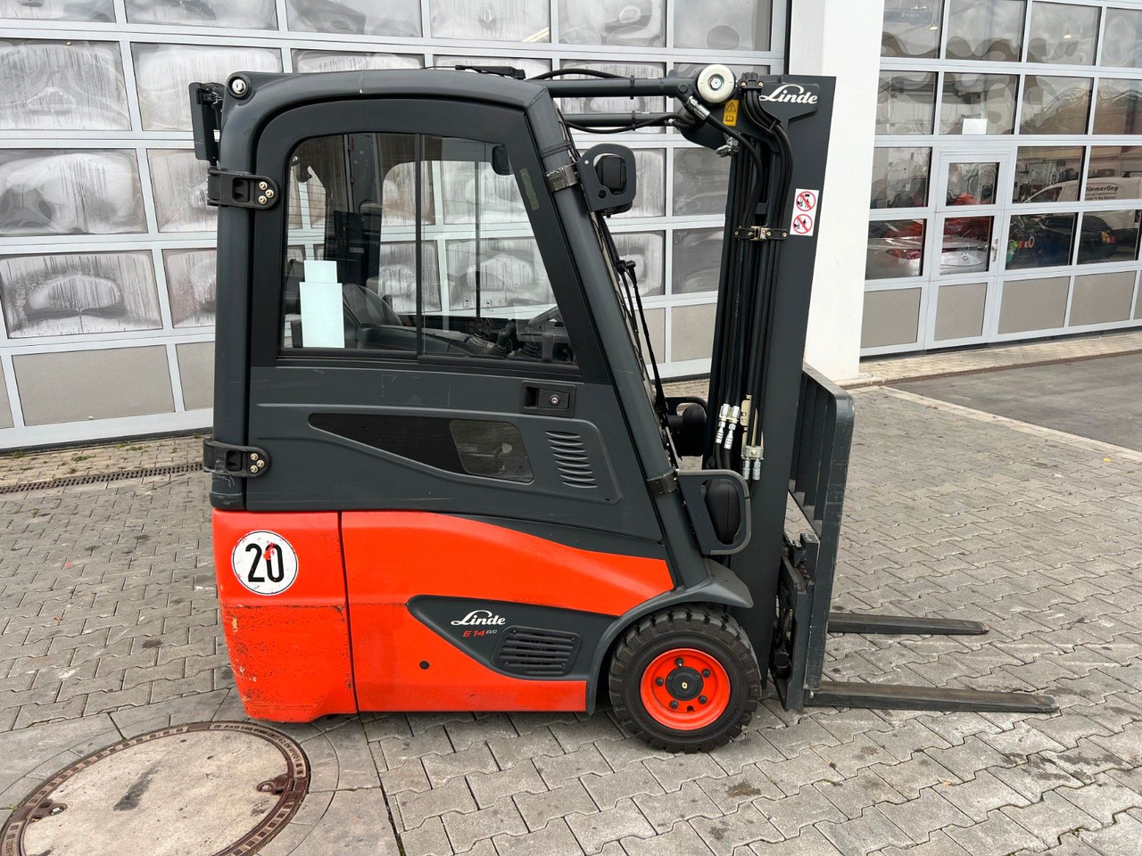 Linde E14 - 01 / Triplex: 4.10m! / SS / nur 2.612h! - رافعة شوكية كهربائية: صور 2 Linde E14 - 01 / Triplex: 4.10m! / SS / nur 2.612h! - رافعة شوكية كهربائية: صور 2