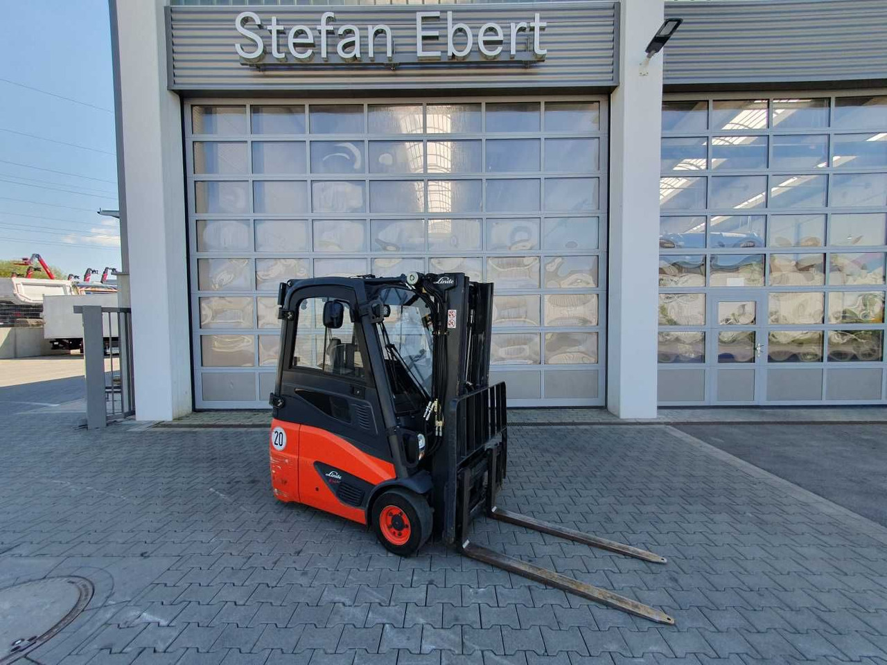 Linde E14 - 01 / Triplex: 4.10m! / SS / nur 2.899h! - رافعة شوكية كهربائية: صور 1 Linde E14 - 01 / Triplex: 4.10m! / SS / nur 2.899h! - رافعة شوكية كهربائية: صور 1
