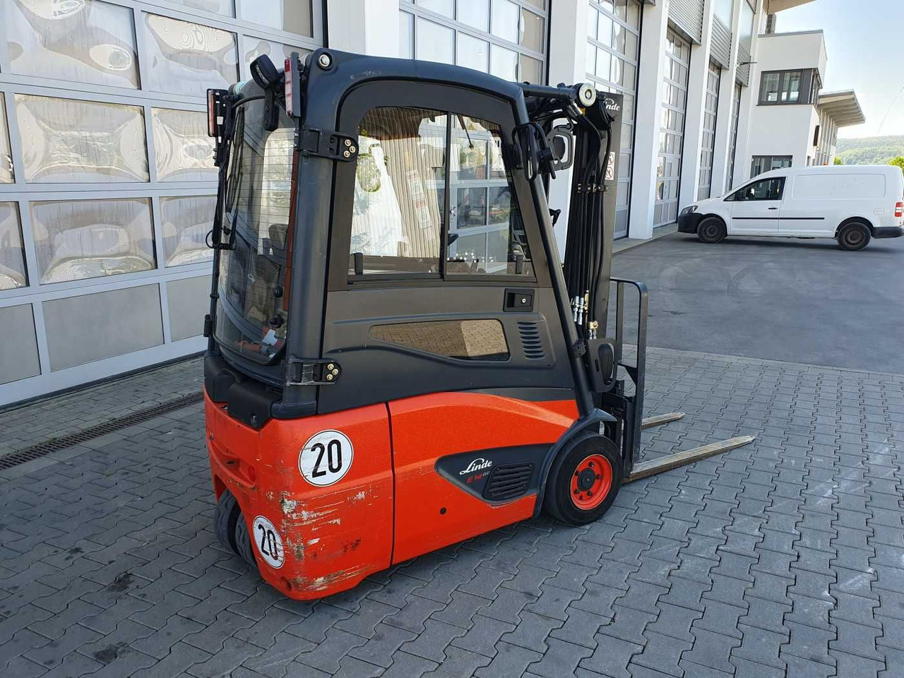 Linde E14 - 01 / Triplex: 4.10m! / SS / nur 2.899h! - رافعة شوكية كهربائية: صور 3 Linde E14 - 01 / Triplex: 4.10m! / SS / nur 2.899h! - رافعة شوكية كهربائية: صور 3