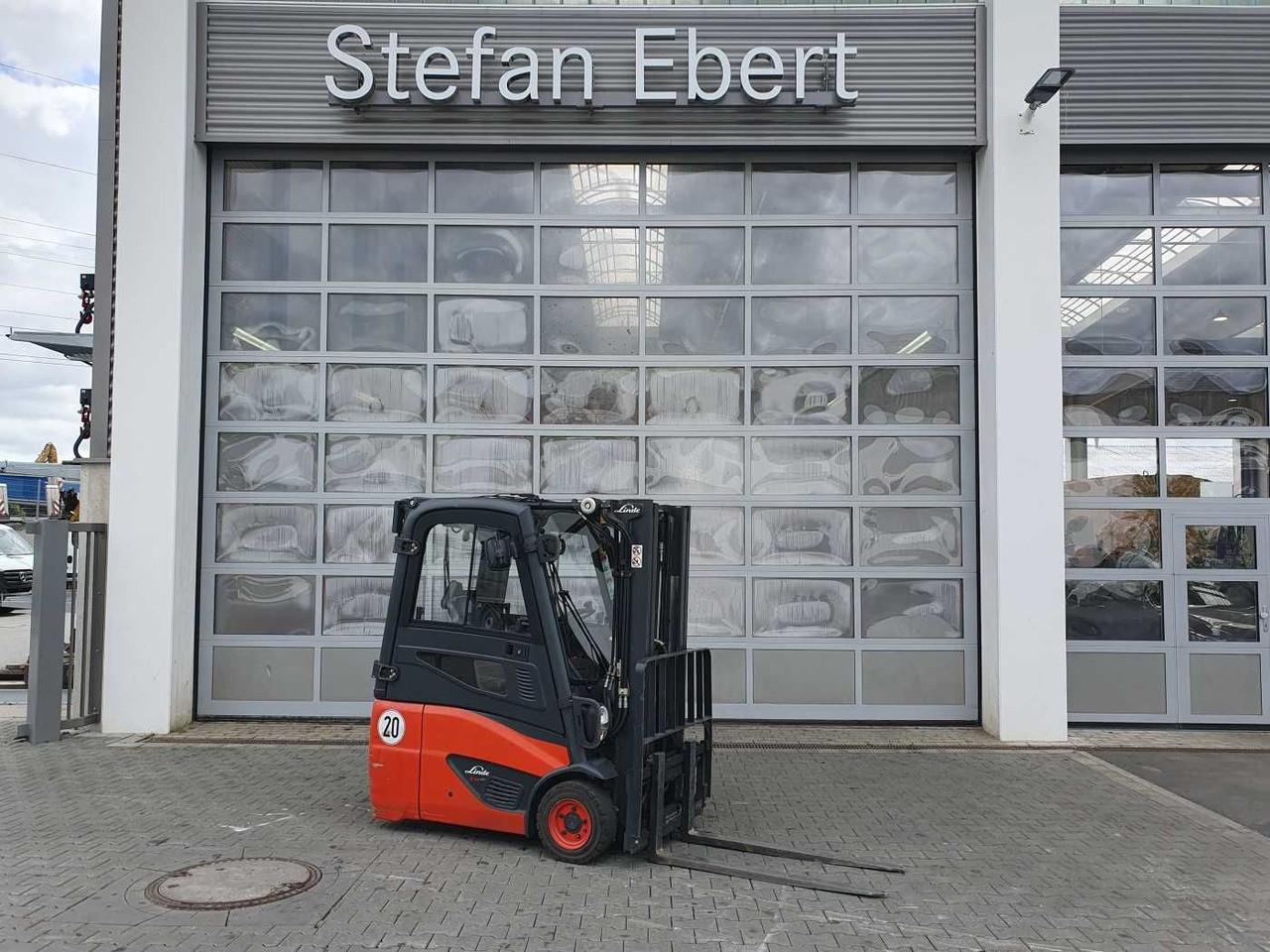 Linde E14 - 02 / Triplex: 4.00m! / SS / nur 1.777h! - رافعة شوكية كهربائية: صور 1 Linde E14 - 02 / Triplex: 4.00m! / SS / nur 1.777h! - رافعة شوكية كهربائية: صور 1