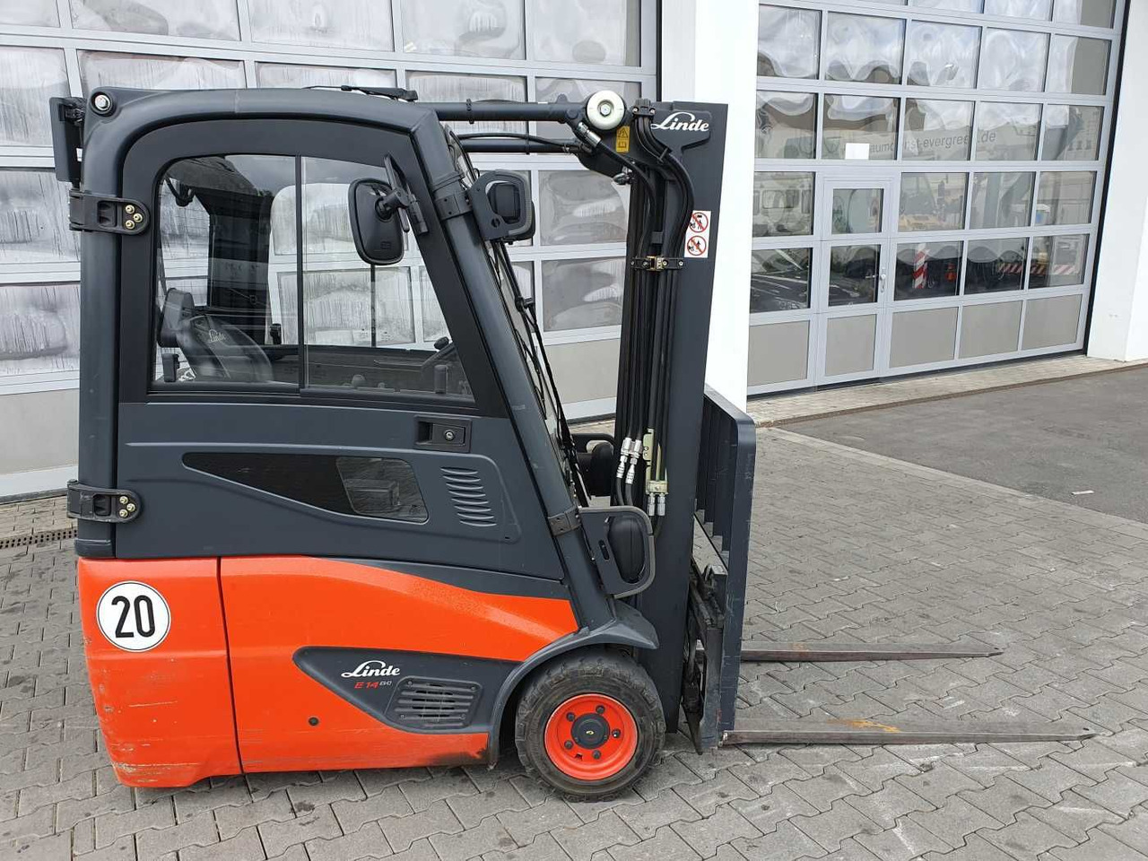 Linde E14 - 02 / Triplex: 4.00m! / SS / nur 2.119h! - رافعة شوكية كهربائية: صور 3 Linde E14 - 02 / Triplex: 4.00m! / SS / nur 2.119h! - رافعة شوكية كهربائية: صور 3