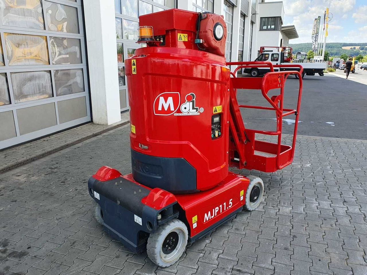 Magni MJP11.5 / Mastbühne / 11,2m! / nur 49h! - مصاعد الازدهار محمولة على شاحنة: صور 3 Magni MJP11.5 / Mastbühne / 11,2m! / nur 49h! - مصاعد الازدهار محمولة على شاحنة: صور 3