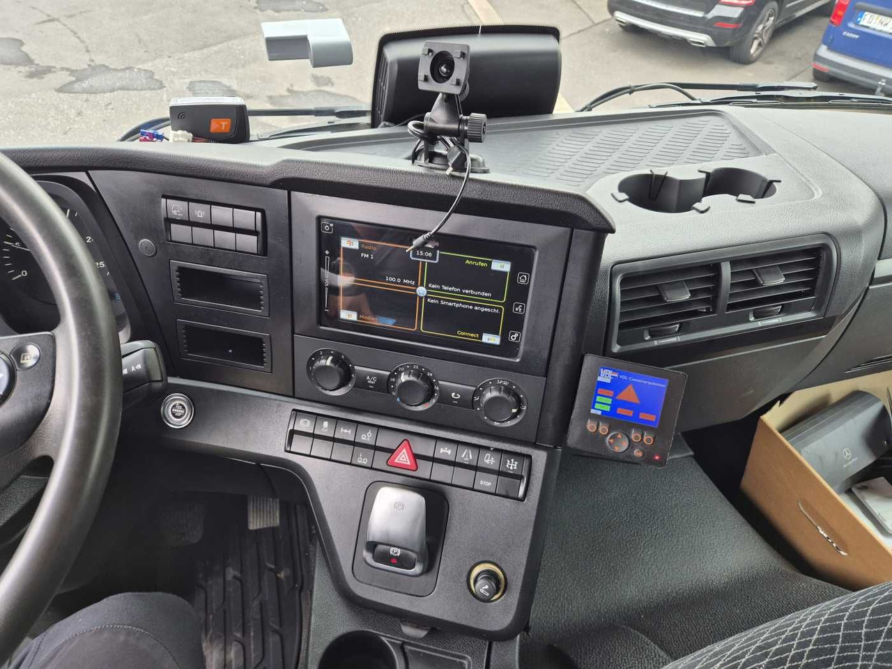 قلابات Mercedes-Benz Arocs 2643 L 6x2/4 VDL AHK Funk Vorlaufachse: صور 12