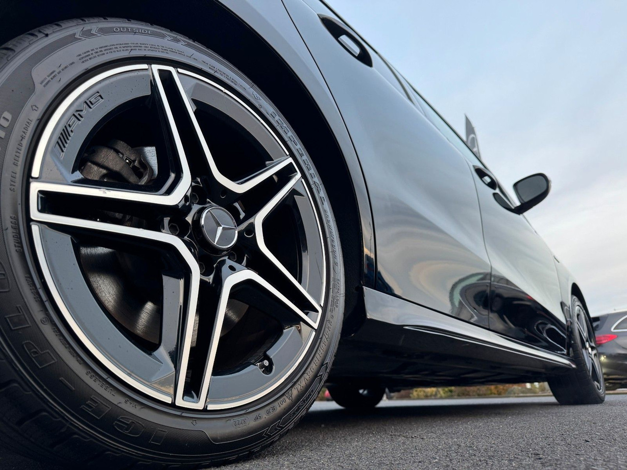 Mercedes-Benz B 250e Edition2020+AMG+Ambiente+Night+LED - سيدان: صور 5 Mercedes-Benz B 250e Edition2020+AMG+Ambiente+Night+LED - سيدان: صور 5