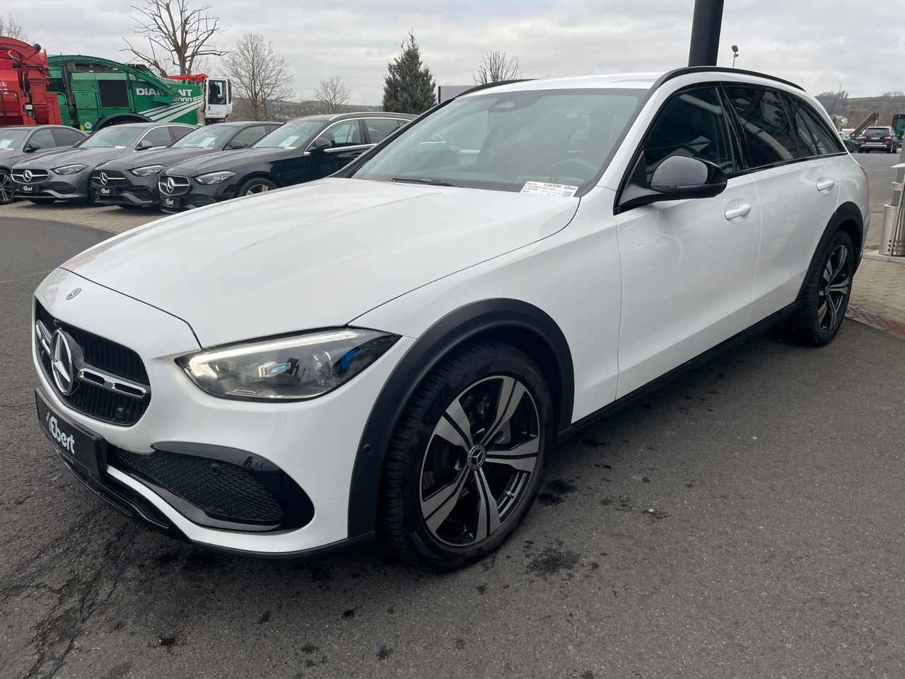 Mercedes-Benz C 220 d 4M All-Terrain NIGHT+DIGITAL+360°+Ambien - سيارة ستيشن: صور 2 Mercedes-Benz C 220 d 4M All-Terrain NIGHT+DIGITAL+360°+Ambien - سيارة ستيشن: صور 2