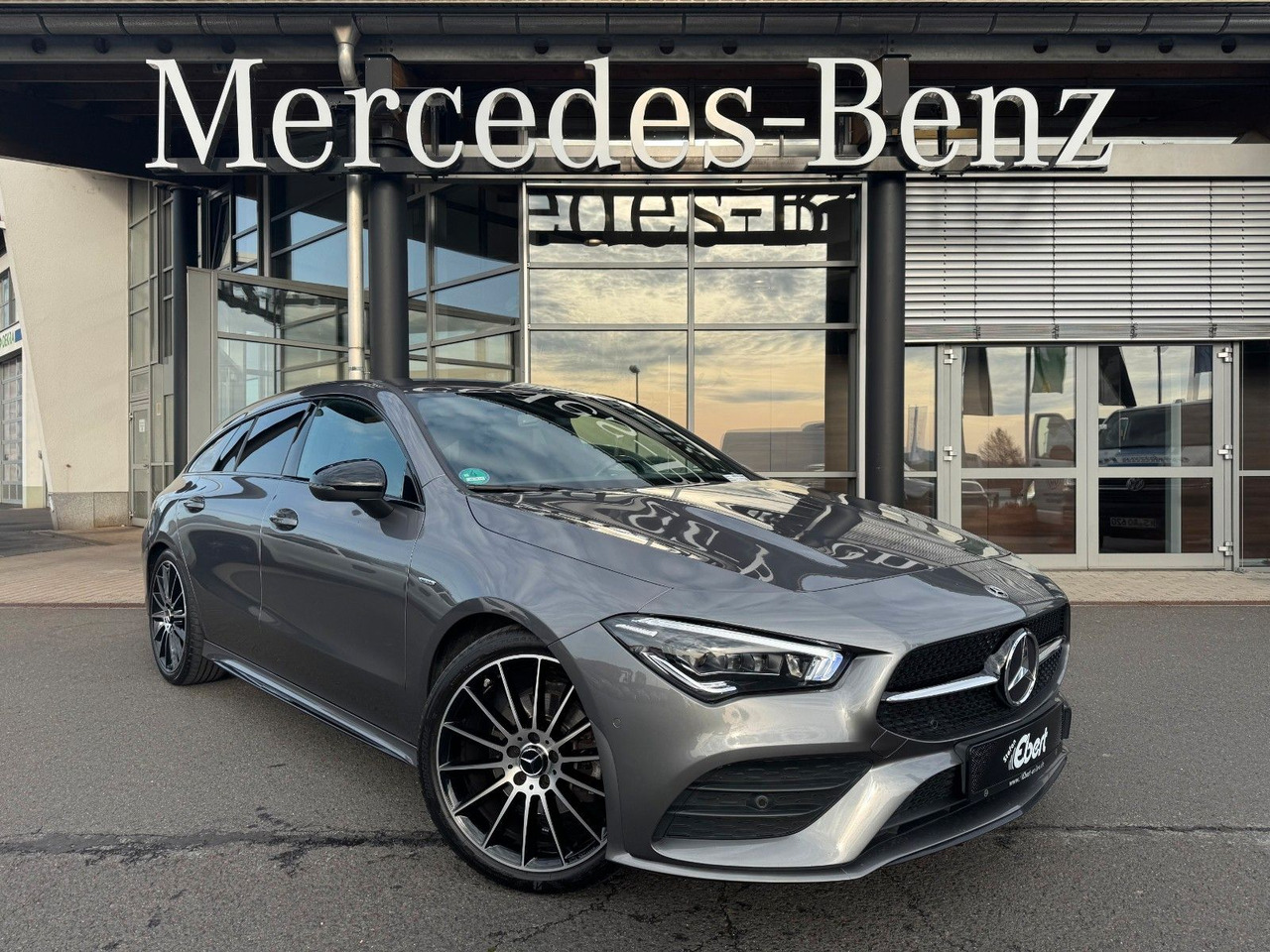 Mercedes-Benz CLA 200d SB Edition+AMG+AHK+MultiBeam+Ambiente - سيارة ستيشن: صور 1 Mercedes-Benz CLA 200d SB Edition+AMG+AHK+MultiBeam+Ambiente - سيارة ستيشن: صور 1