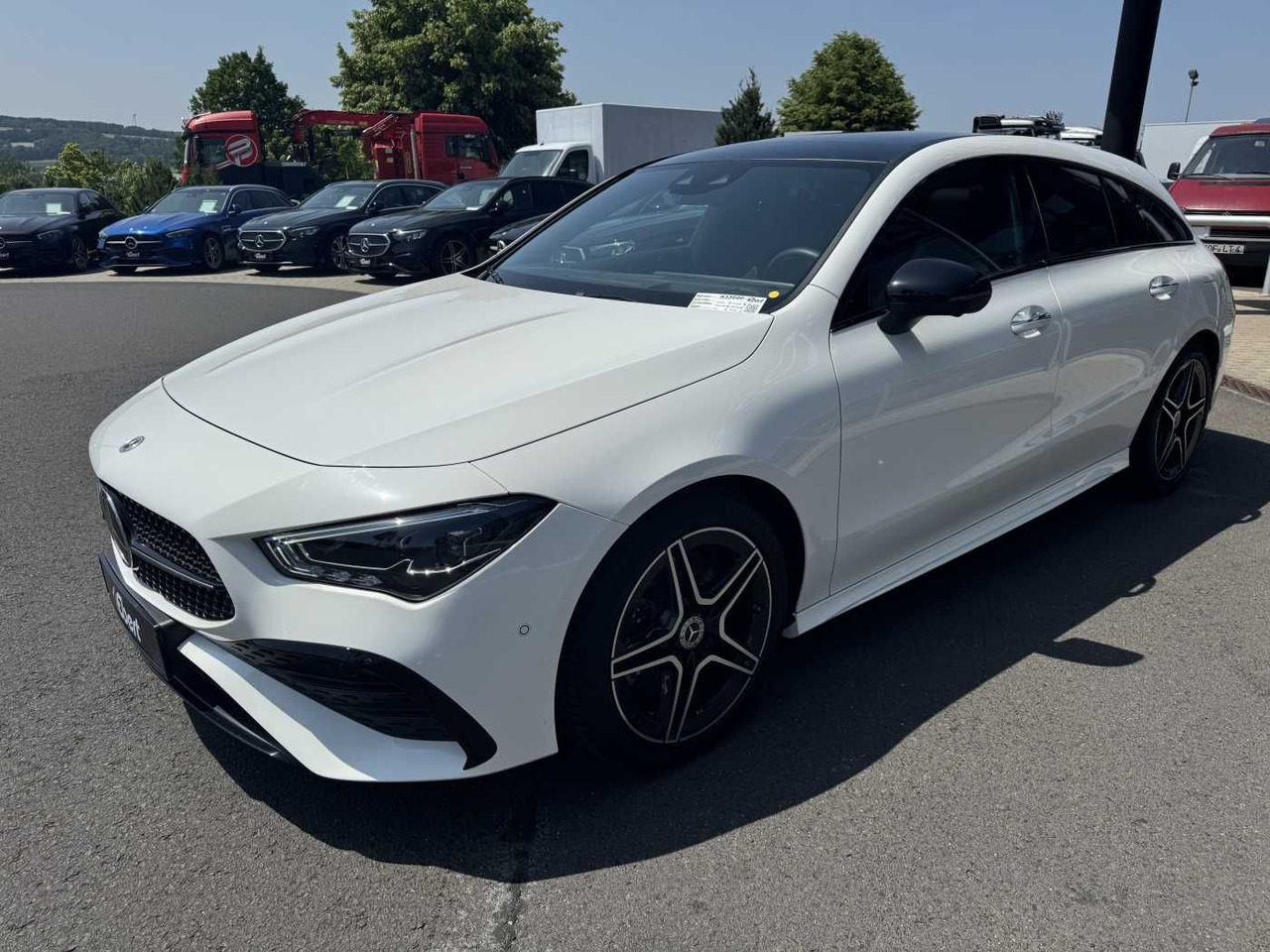 Mercedes-Benz CLA 220d Shooting Brake AMG+Pano+Distr+AHK+uvm. - سيارة: صور 2 Mercedes-Benz CLA 220d Shooting Brake AMG+Pano+Distr+AHK+uvm. - سيارة: صور 2