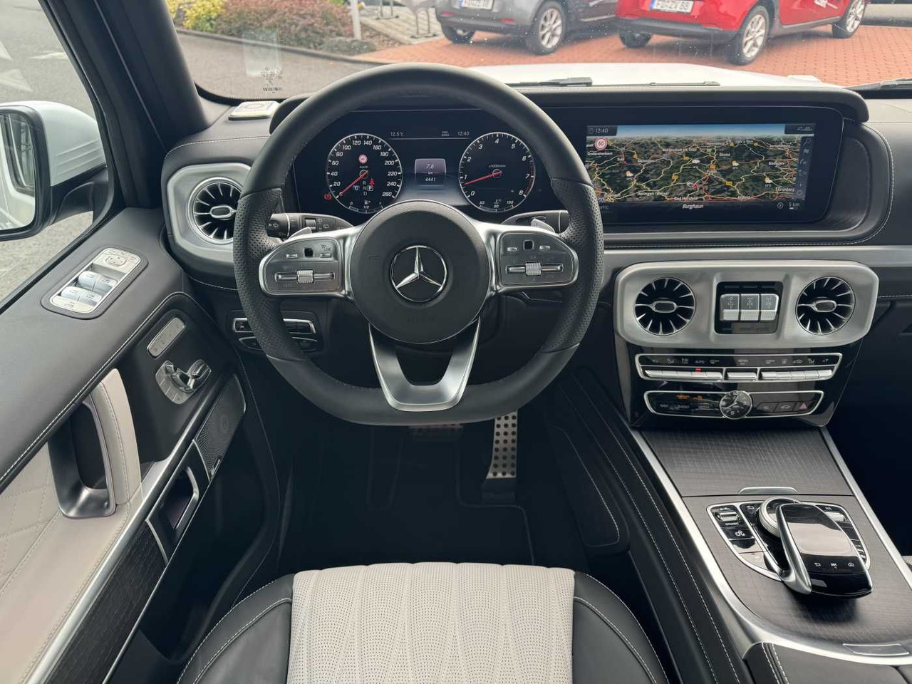 Mercedes-Benz G 500 9G Final Edition+Standh+AHK+ Burm3D+ إيجار Mercedes-Benz G 500 9G Final Edition+Standh+AHK+ Burm3D+: صور 11