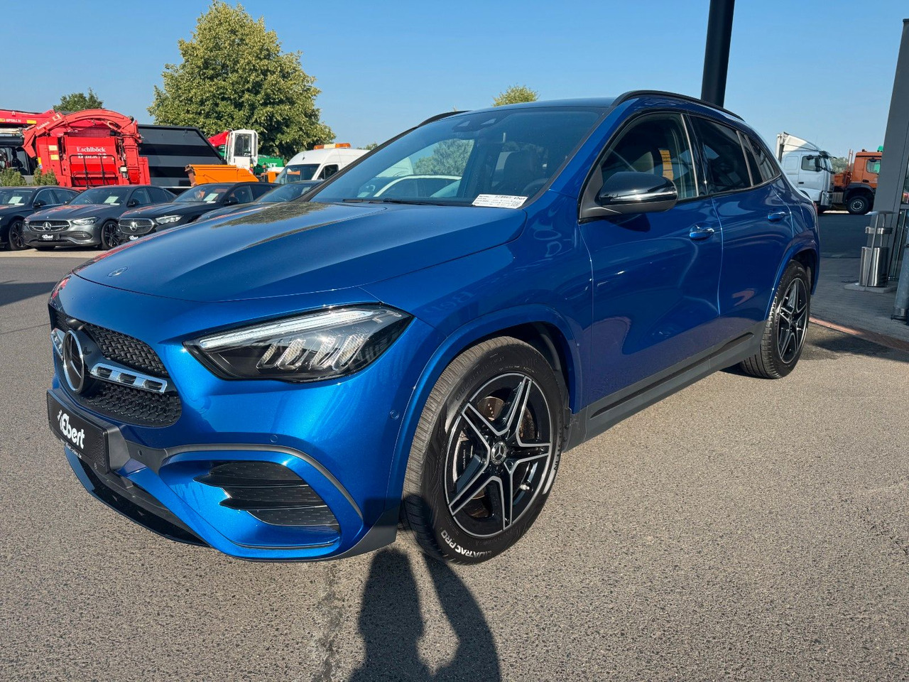 Mercedes-Benz GLA 200 AMG+PANO+DistrPlus+RFK+Night - سيارة دفع رباعي: صور 2 Mercedes-Benz GLA 200 AMG+PANO+DistrPlus+RFK+Night - سيارة دفع رباعي: صور 2