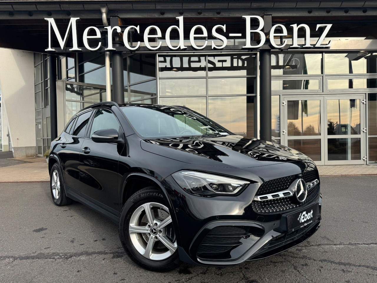 Mercedes-Benz GLA 200 AMG+Pano+Distr+Ambiente+Multibeam+ - سيارة دفع رباعي: صور 1 Mercedes-Benz GLA 200 AMG+Pano+Distr+Ambiente+Multibeam+ - سيارة دفع رباعي: صور 1