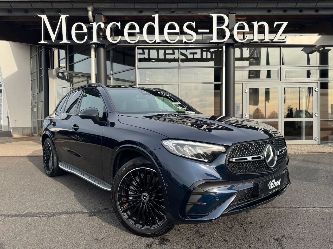 Mercedes-Benz GLC 300 4M+AMG+Pano+Burm+360+Memory - سيارة دفع رباعي: صور 1 Mercedes-Benz GLC 300 4M+AMG+Pano+Burm+360+Memory - سيارة دفع رباعي: صور 1
