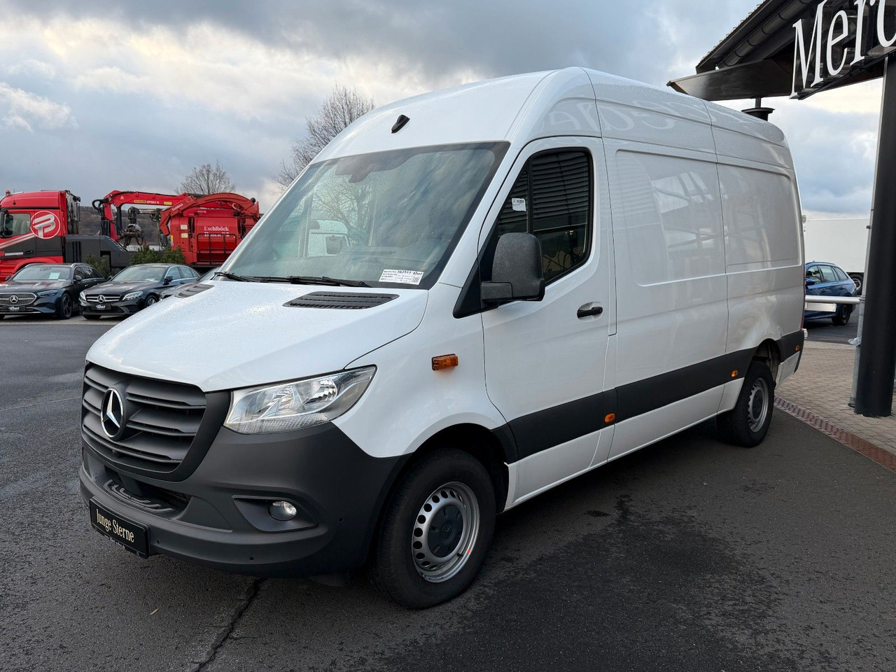 Mercedes-Benz Sprinter 317 CDI 3665 Klima 360 SHZ MBUX - فان: صور 3 Mercedes-Benz Sprinter 317 CDI 3665 Klima 360 SHZ MBUX - فان: صور 3