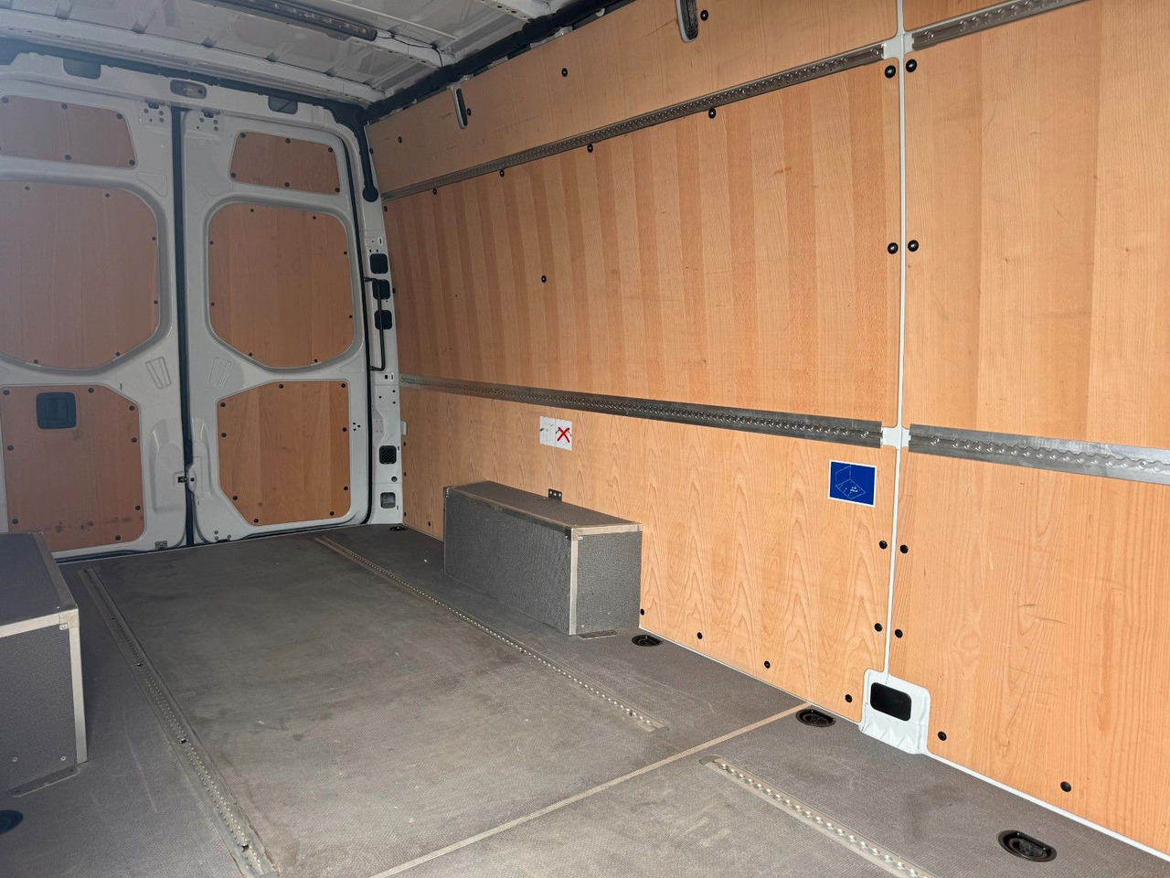 فان Mercedes-Benz Sprinter 317 CDI 9G 4325 Klima AHK Kamera: صور 9