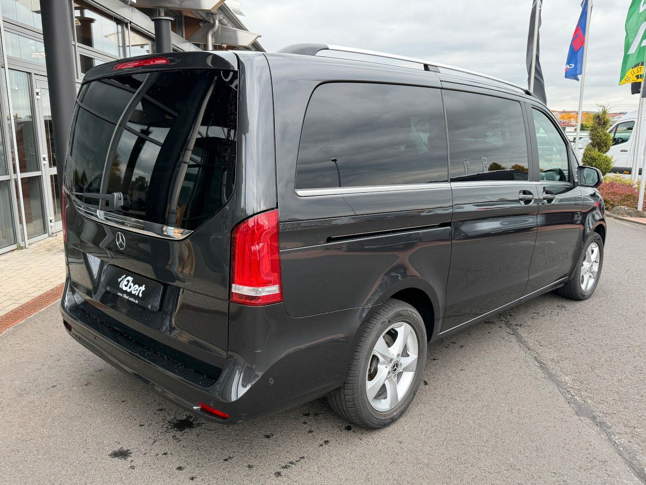 Mercedes-Benz V 250 AVANTGARDE ED AHK Tisch 6Sitze - سيارة ستيشن: صور 4 Mercedes-Benz V 250 AVANTGARDE ED AHK Tisch 6Sitze - سيارة ستيشن: صور 4