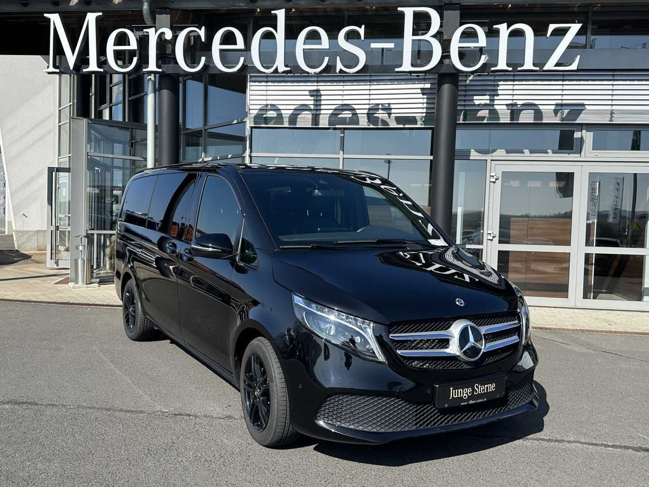 Mercedes-Benz V 250 d EDITION Leder Kamera ILS 7Sitze - سيارة: صور 1 Mercedes-Benz V 250 d EDITION Leder Kamera ILS 7Sitze - سيارة: صور 1