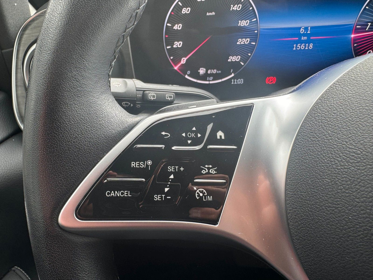 Mercedes-Benz V 300 d AVANTGARDE Extralang 360Kamera Standheiz إيجار Mercedes-Benz V 300 d AVANTGARDE Extralang 360Kamera Standheiz: صور 18