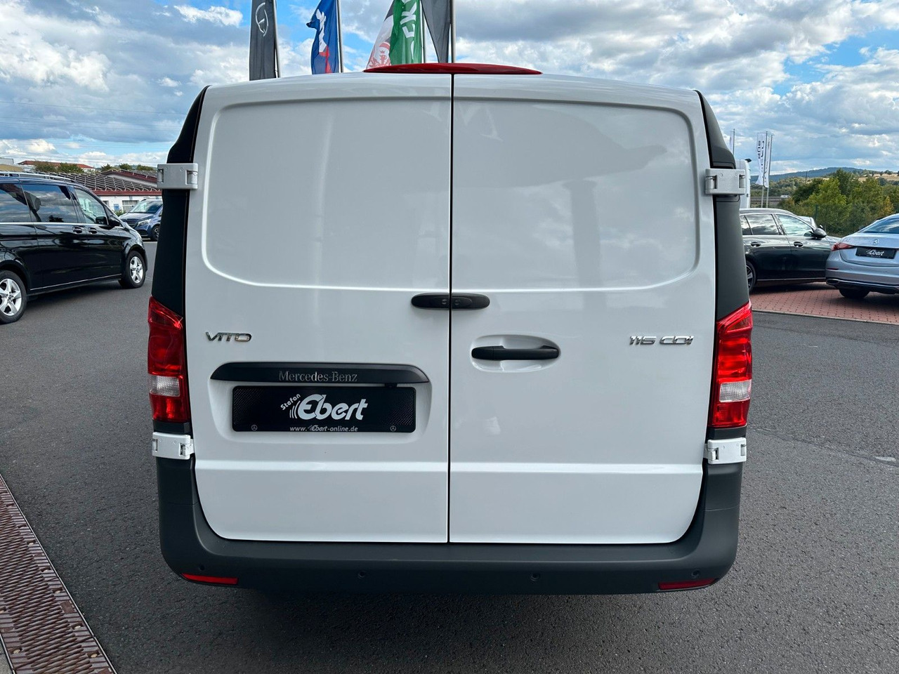 Mercedes-Benz Vito 116 CDI Klima Kamera Audio40 SHZ - فان المدمجة: صور 5 Mercedes-Benz Vito 116 CDI Klima Kamera Audio40 SHZ - فان المدمجة: صور 5