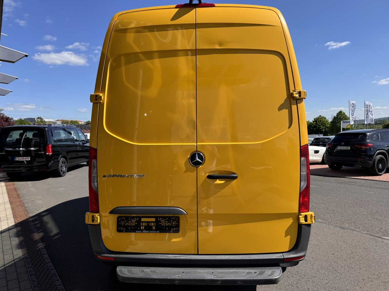 Mercedes-Benz eSprinter 312 KEP-AusbauPaket-Regal Kamera Klima - فان, فان كهربائية: صور 4 Mercedes-Benz eSprinter 312 KEP-AusbauPaket-Regal Kamera Klima - فان, فان كهربائية: صور 4