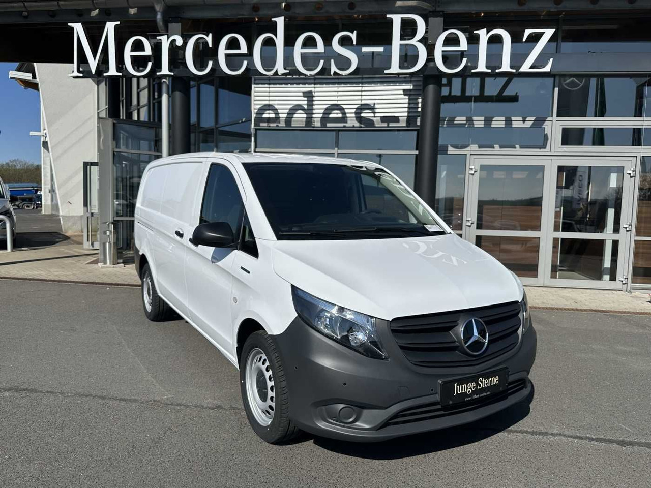 Mercedes-Benz eVito 112 Klima Kamera Audio 30 Sitzheiz Tempom. - فان المدمجة, فان كهربائية: صور 1 Mercedes-Benz eVito 112 Klima Kamera Audio 30 Sitzheiz Tempom. - فان المدمجة, فان كهربائية: صور 1