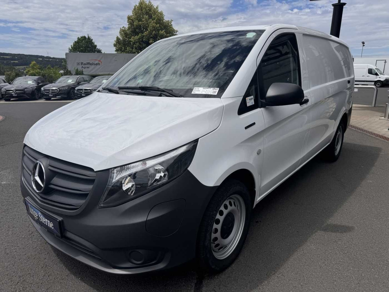 Mercedes-Benz eVito 112 Klima Kamera Navi SHZ Tempomat - فان المدمجة, فان كهربائية: صور 3 Mercedes-Benz eVito 112 Klima Kamera Navi SHZ Tempomat - فان المدمجة, فان كهربائية: صور 3