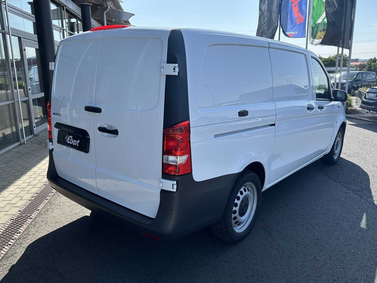 Mercedes-Benz eVito 112 Klima Kamera Navi SHZ Tempomat - فان المدمجة, فان كهربائية: صور 4 Mercedes-Benz eVito 112 Klima Kamera Navi SHZ Tempomat - فان المدمجة, فان كهربائية: صور 4