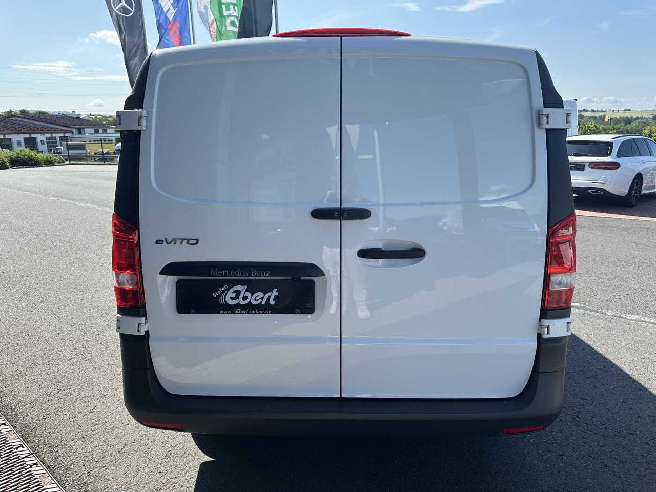 Mercedes-Benz eVito 112 Klima Kamera Navi SHZ Tempomat - فان المدمجة, فان كهربائية: صور 5 Mercedes-Benz eVito 112 Klima Kamera Navi SHZ Tempomat - فان المدمجة, فان كهربائية: صور 5