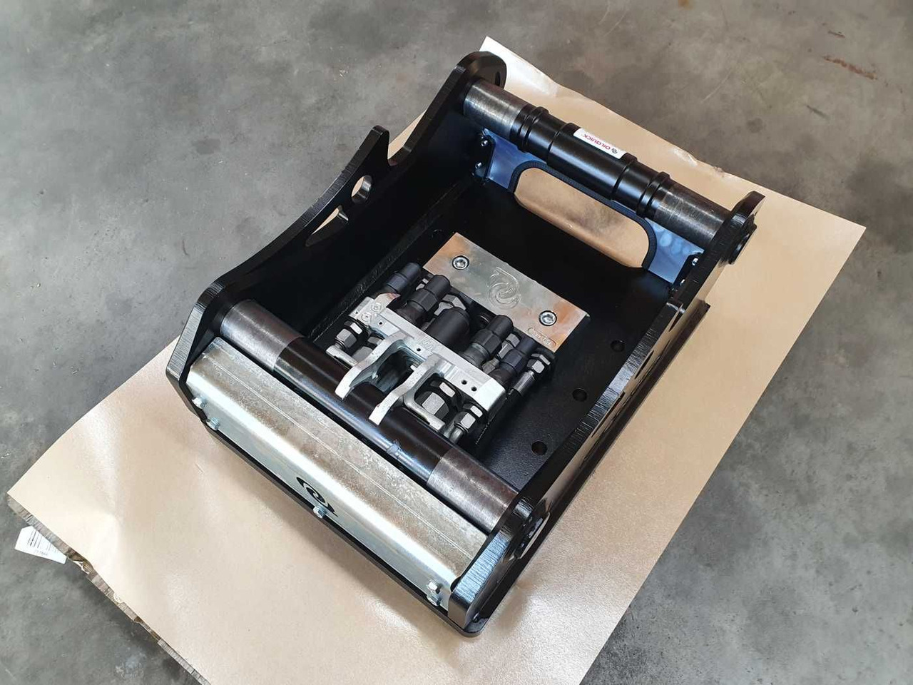 وصلة الربط للمعدات المعلقة OilQuick OQ65 Adapterplatte für Westtech & mehr: صور 8