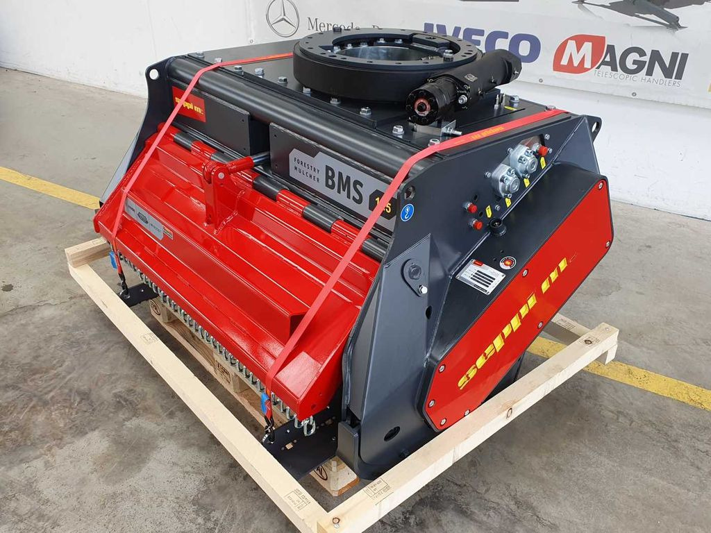 Seppi M. BMS 125 / 13-30t Forstmulcher Drehmotor - ماكينات قطع الحشائش الغابات: صور 3 Seppi M. BMS 125 / 13-30t Forstmulcher Drehmotor - ماكينات قطع الحشائش الغابات: صور 3