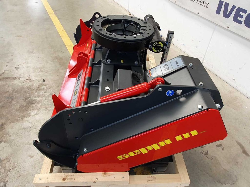 Seppi M. BMS-F 125 Forstmulcher 10-20t Drehmotor - ماكينات قطع الحشائش الغابات: صور 4 Seppi M. BMS-F 125 Forstmulcher 10-20t Drehmotor - ماكينات قطع الحشائش الغابات: صور 4