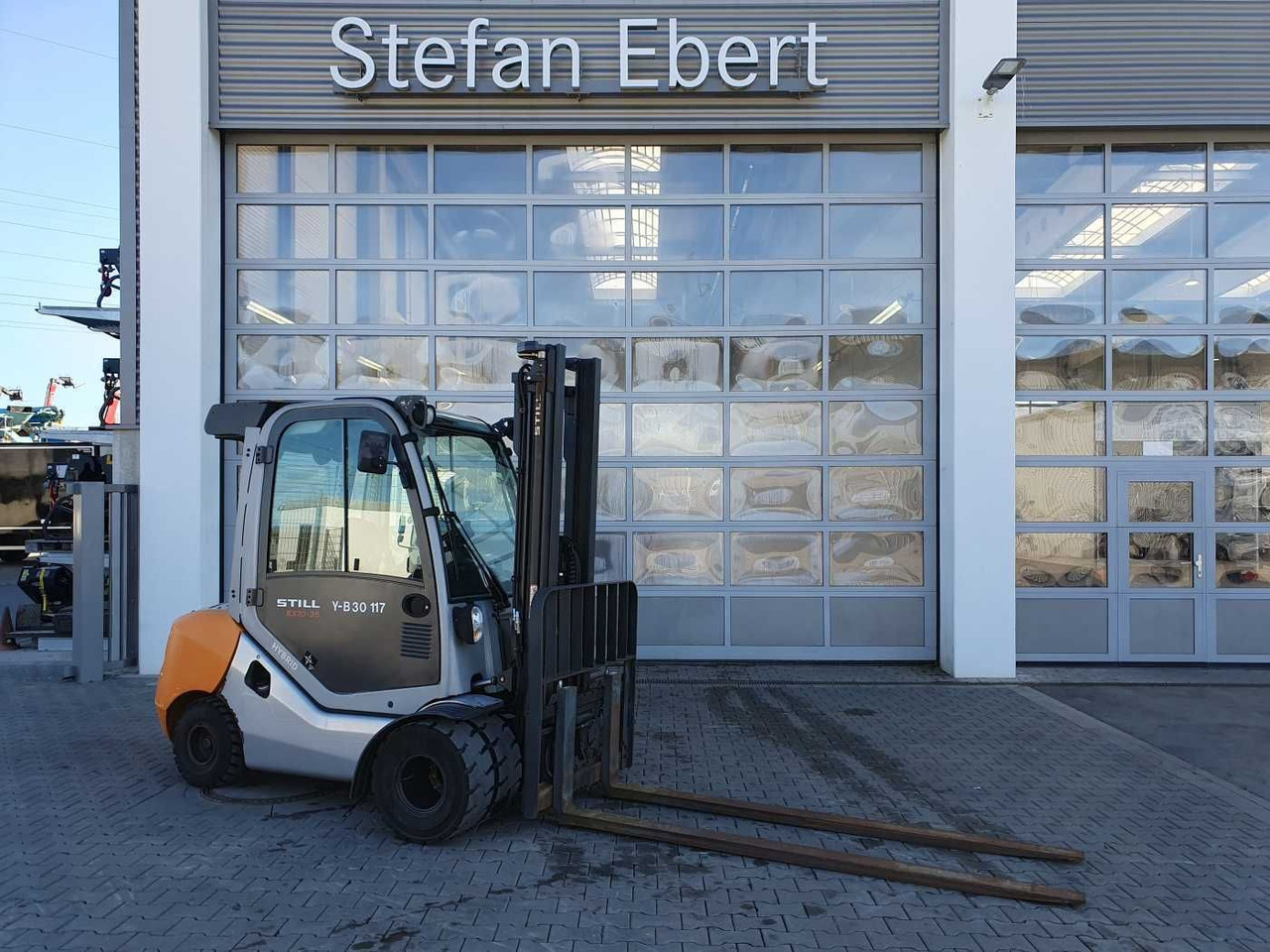 Still RX70-35 / Duplex: 3.50m! / nur 1.986h! / SS - رافعة شوكية ديزل: صور 1 Still RX70-35 / Duplex: 3.50m! / nur 1.986h! / SS - رافعة شوكية ديزل: صور 1