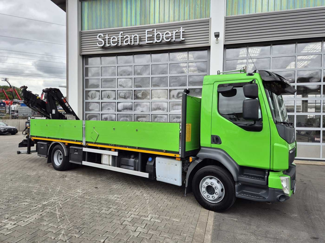 Volvo FL 42 R Kran Hiab XS 088 Funk bis 14 m! Kamera - شاحنات مسطحة, شاحنة كرين: صور 5 Volvo FL 42 R Kran Hiab XS 088 Funk bis 14 m! Kamera - شاحنات مسطحة, شاحنة كرين: صور 5