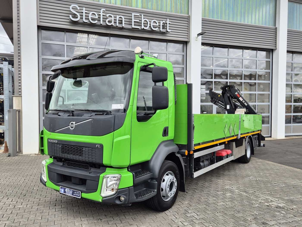 Volvo FL 42 R Kran Hiab XS 088 Funk bis 14 m! Kamera - شاحنة كرين: صور 2 Volvo FL 42 R Kran Hiab XS 088 Funk bis 14 m! Kamera - شاحنة كرين: صور 2