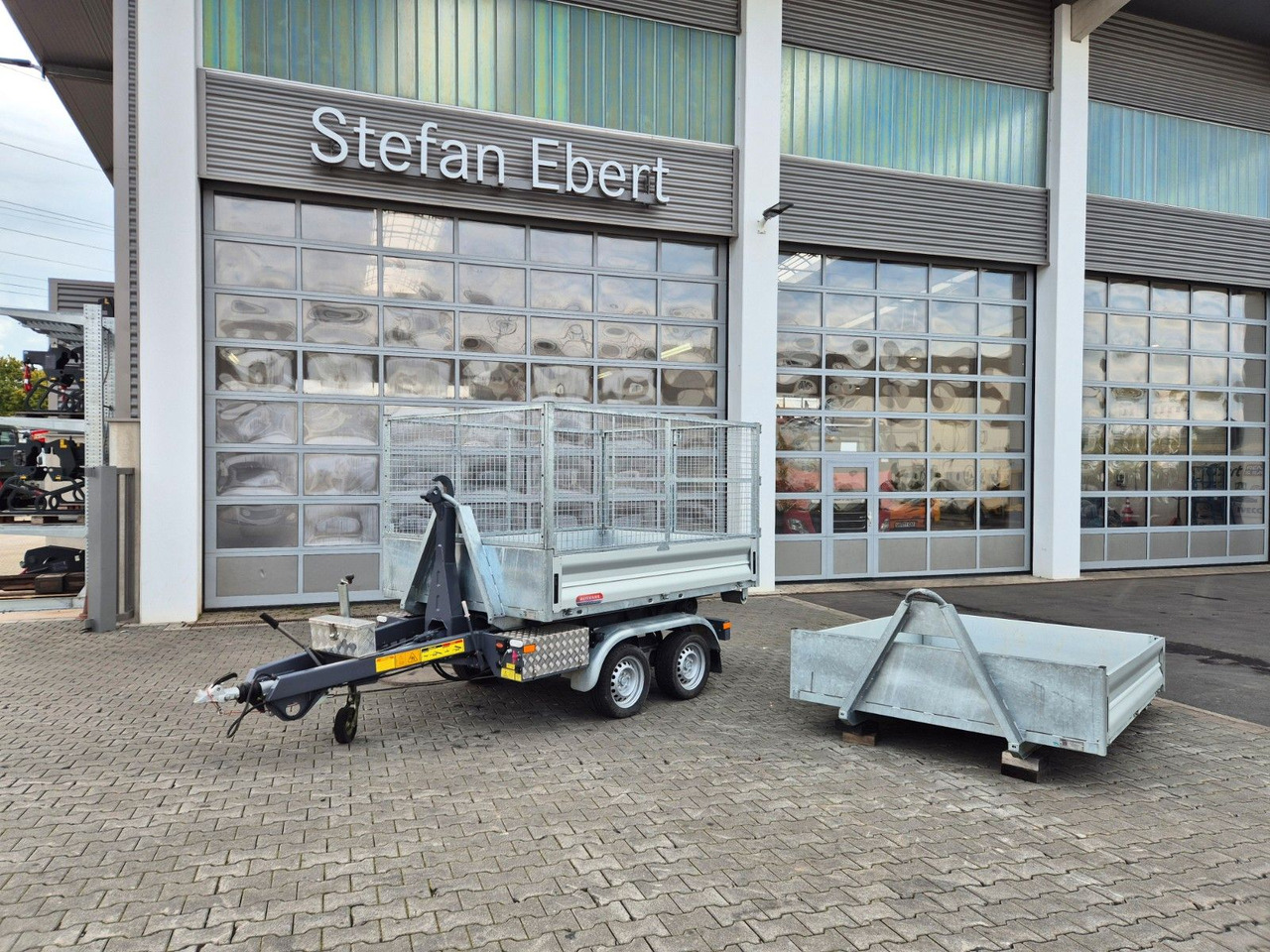 Wörmann Abrollkipper Mulde Gitterbox - مقطورة هوك ليفت/ لود لوجر: صور 2 Wörmann Abrollkipper Mulde Gitterbox - مقطورة هوك ليفت/ لود لوجر: صور 2