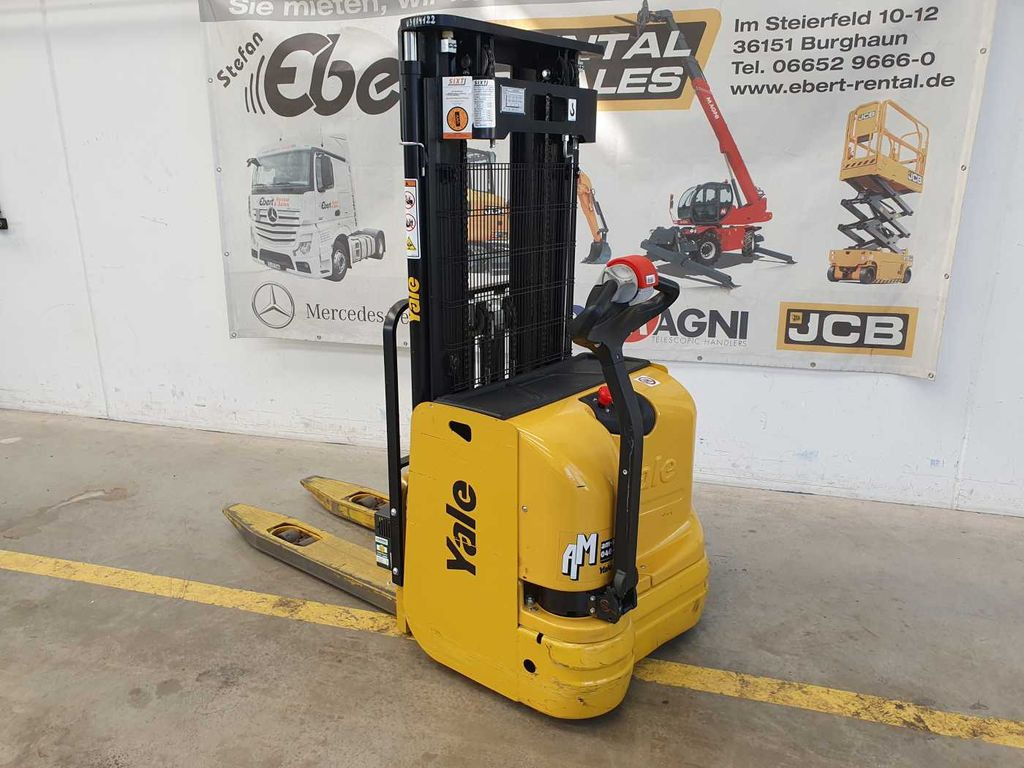 Yale MS 12 AC / Triplex: 4m! / nur 683h! / 2014 - معدات تكديس: صور 5 Yale MS 12 AC / Triplex: 4m! / nur 683h! / 2014 - معدات تكديس: صور 5