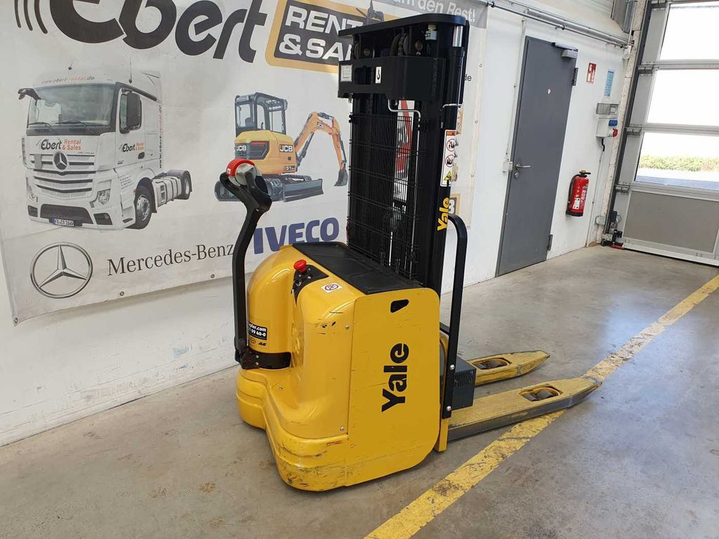 Yale MS 12 AC / Triplex: 4m! / nur 683h! / 2014 - معدات تكديس: صور 3 Yale MS 12 AC / Triplex: 4m! / nur 683h! / 2014 - معدات تكديس: صور 3